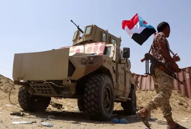 اليمن: رايتس رادار تكشف ان الانتقالي الجنوبي وأنصاره اراتكبوا 2361 حالة انتهاك في حضرموت